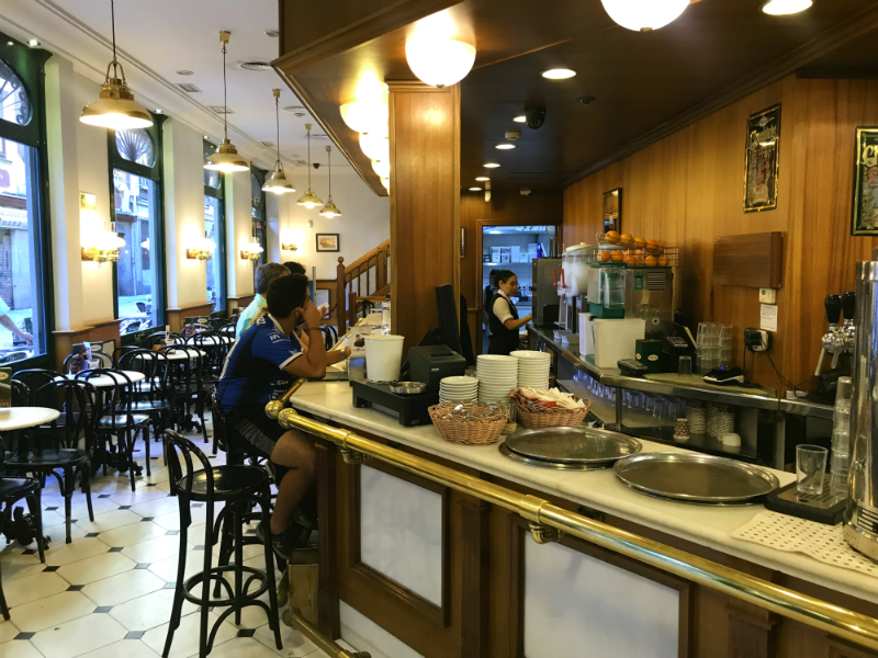 Dove mangiare churros e cioccolata a Madrid