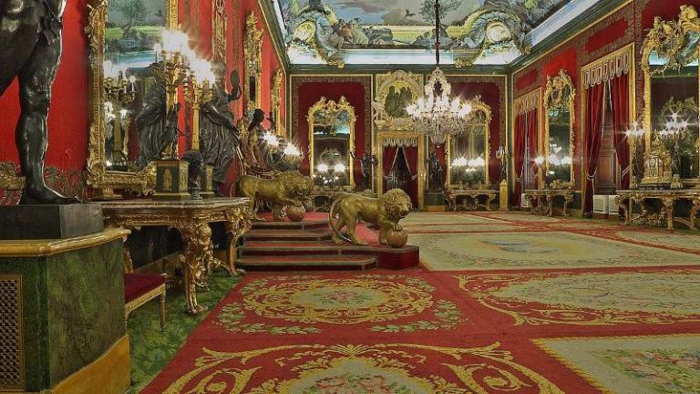 Tour con Guida Privata del Palazzo Reale di Madrid